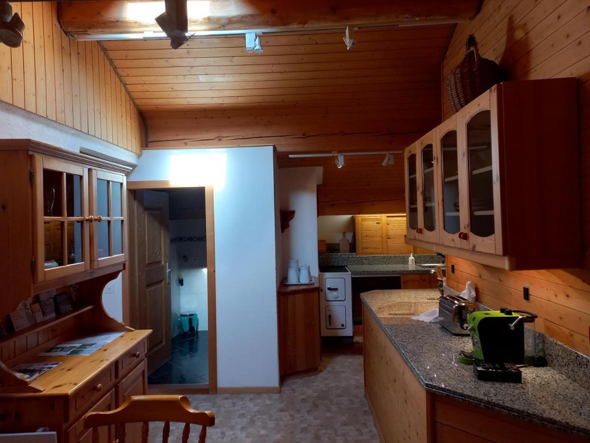 פוסקיאבו Confortevole Mansarda Di Montagna מראה חיצוני תמונה